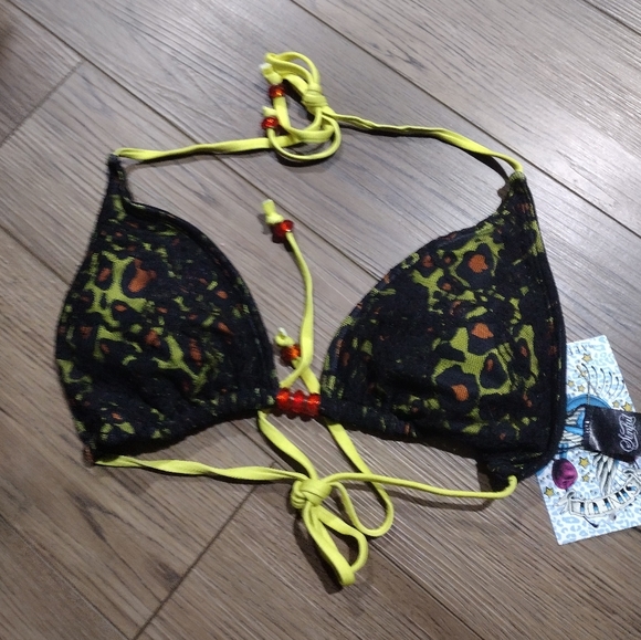 NWT Reversible Sinful bikini top - Picture 7 of 8